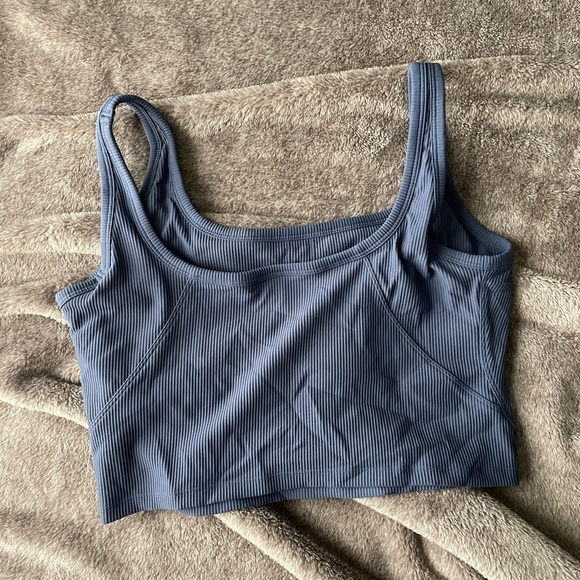 Sports bra/crop top - Picture 2 of 2